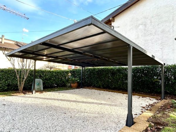 Copertura per auto